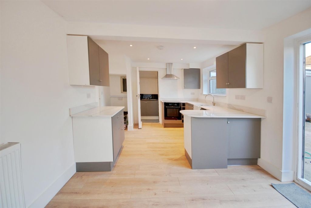 Property photo 3 of 16 13d1B085-Dsc_0087-Dsc_0089.Jpg