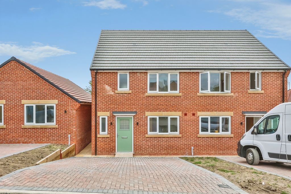 Property photo 2 of 20