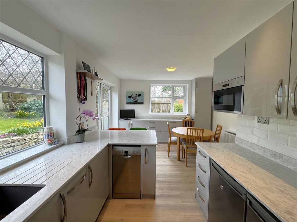 Property photo 3 of 16 3.Jpeg