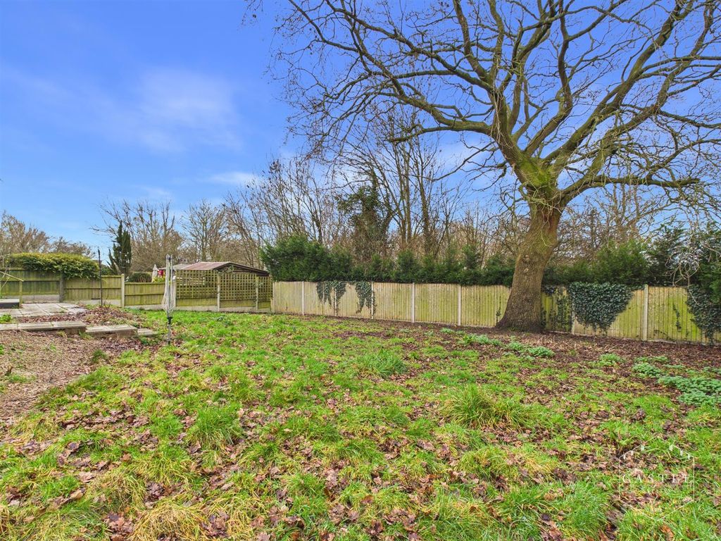 Property photo 2 of 17 Cam02833G0-Pr0720-Still016.Jpg