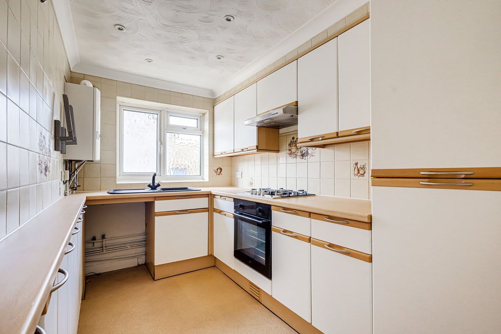 Property photo 3 of 15