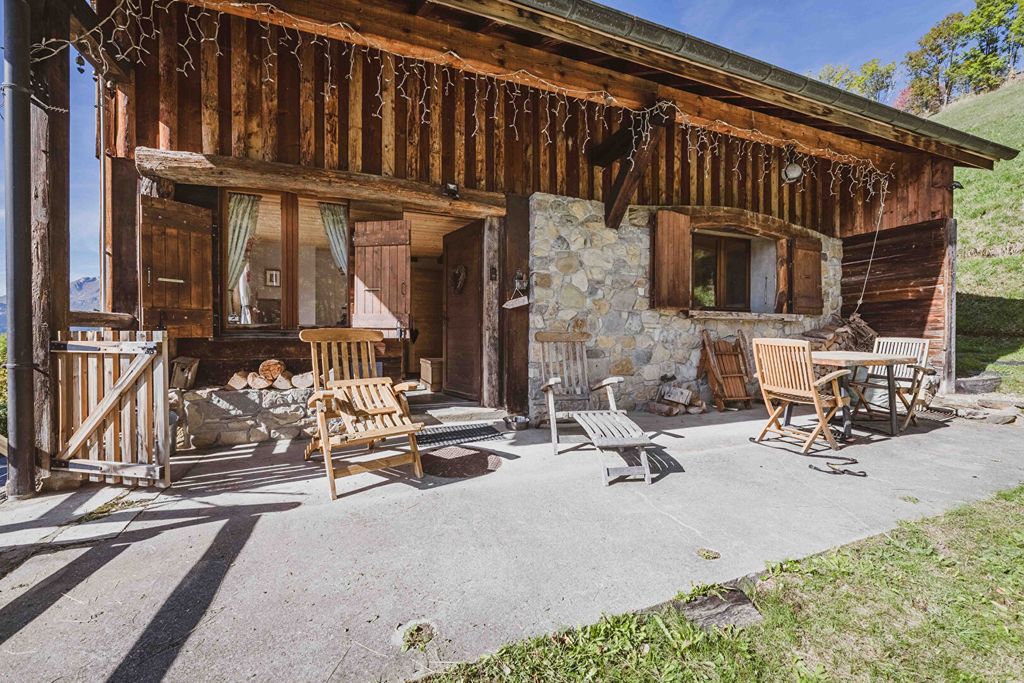 Property photo 2 of 12 Morzine Farmhouse Fo