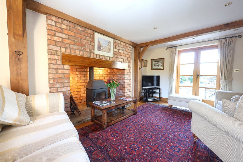 Property photo 2 of 26 Picture No. 41