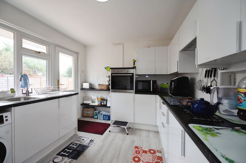 Property photo 2 of 14 Pbox-Img.Jpg
