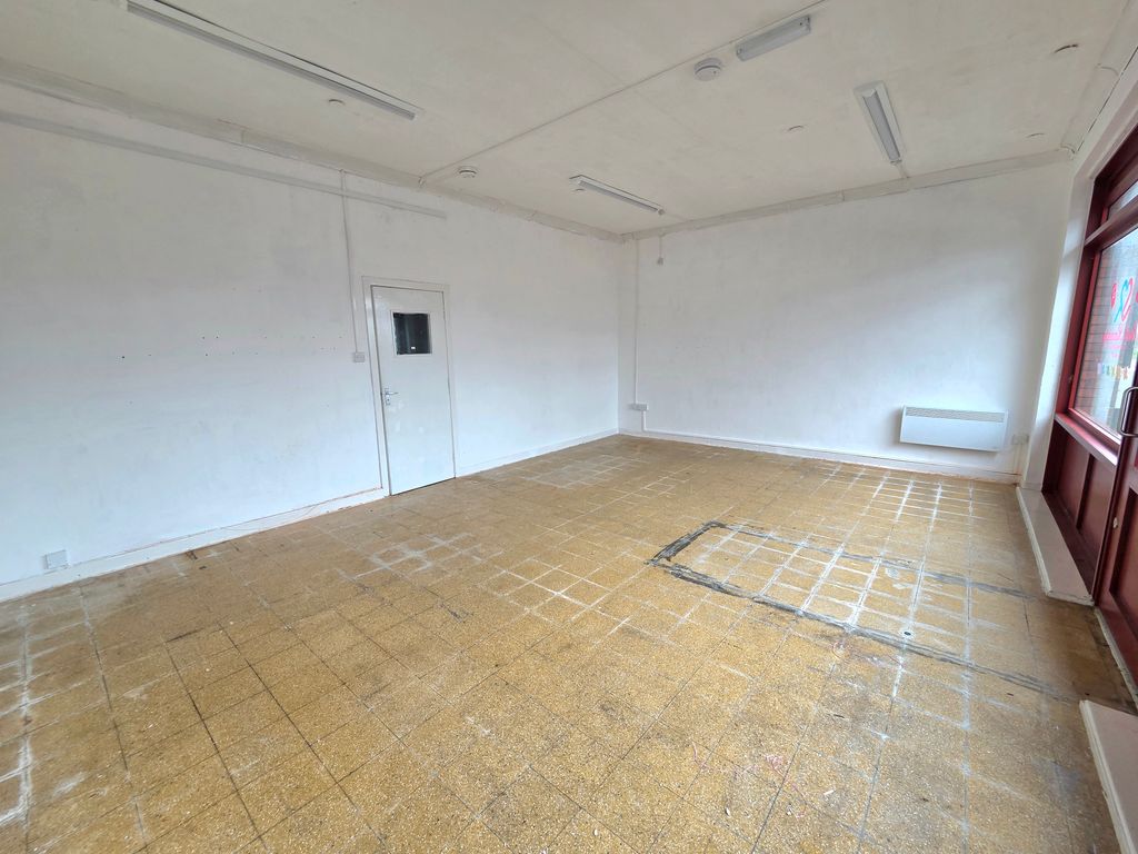 Property photo 3 of 4
