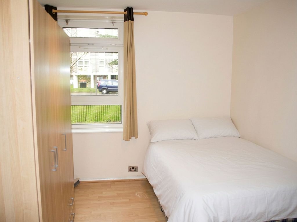 Property photo 3 of 3 Bedroom