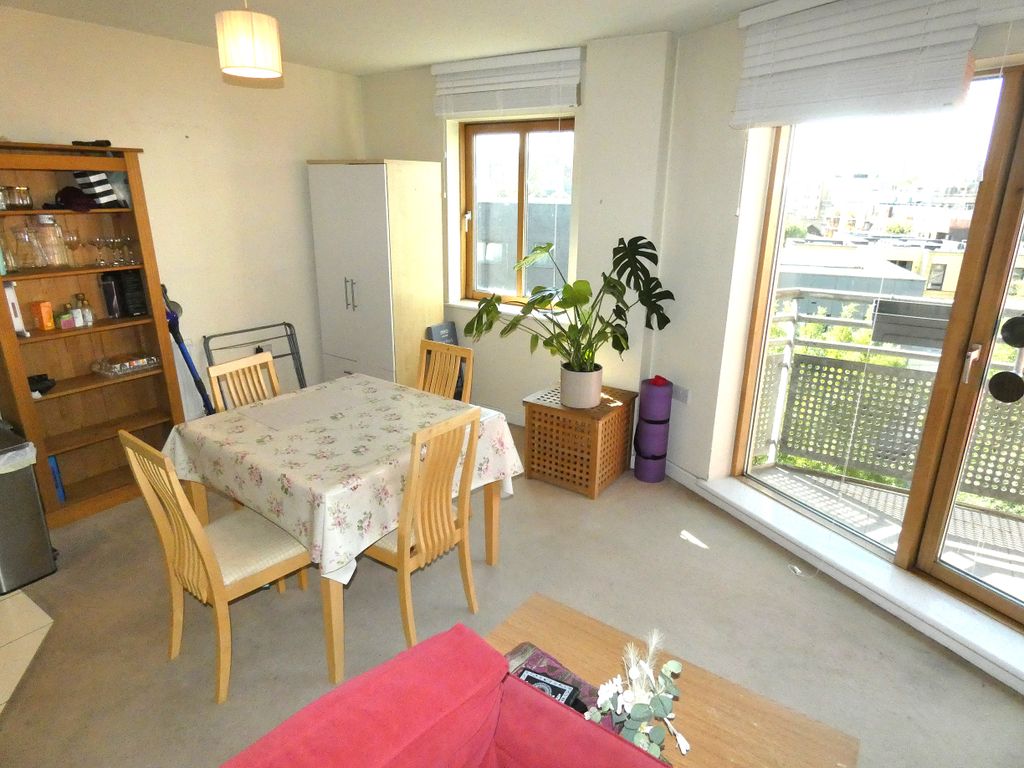 Property photo 3 of 14