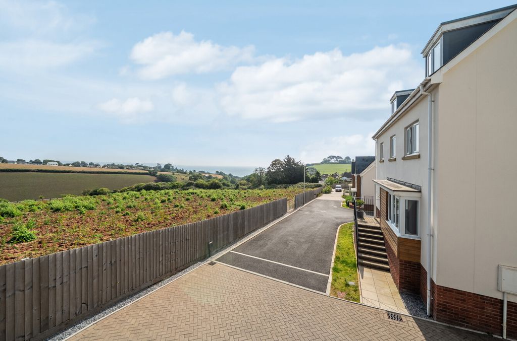 Property photo 1 of 28 1476634-24-6A3A5c...