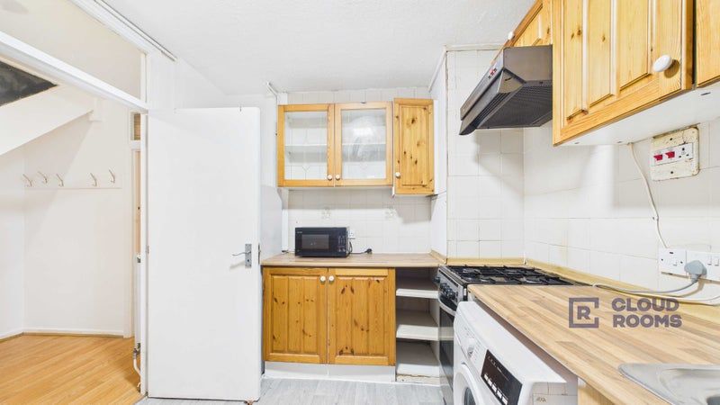Property photo 2 of 3