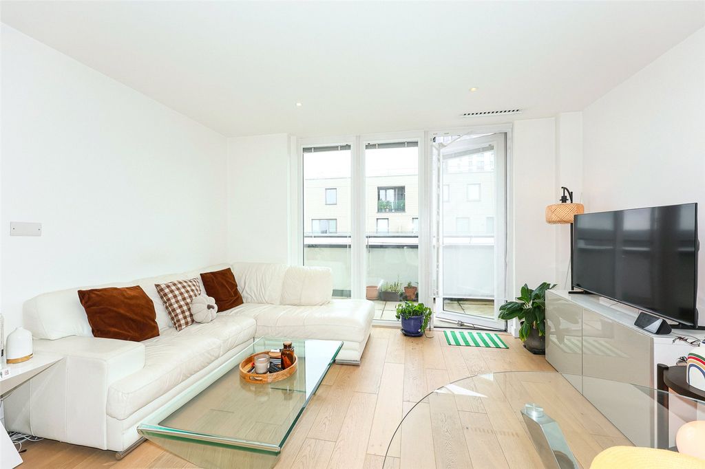 Property photo 3 of 17 Picture No. 04