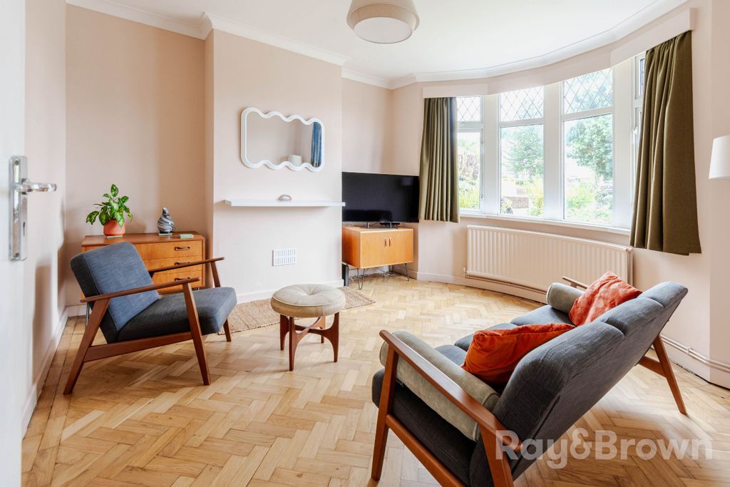 Property photo 2 of 47