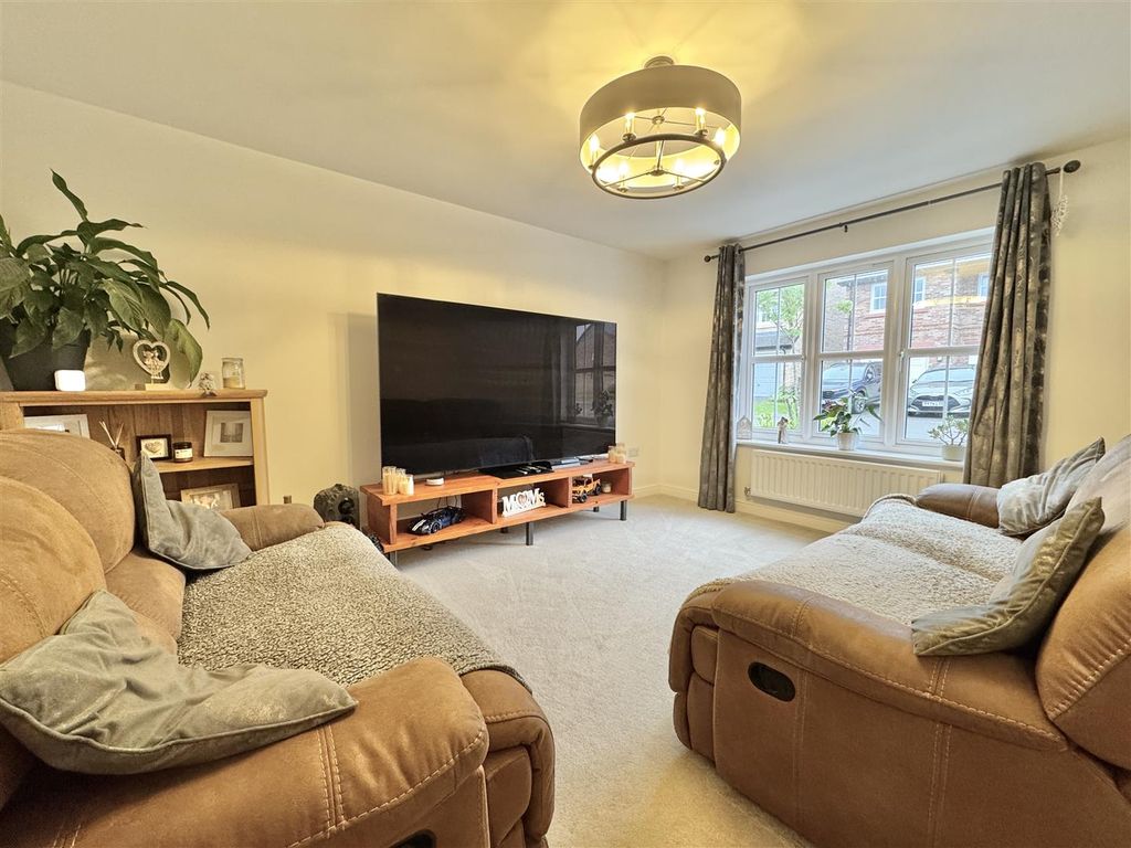 Property photo 2 of 25 Img_2726 2.Jpeg