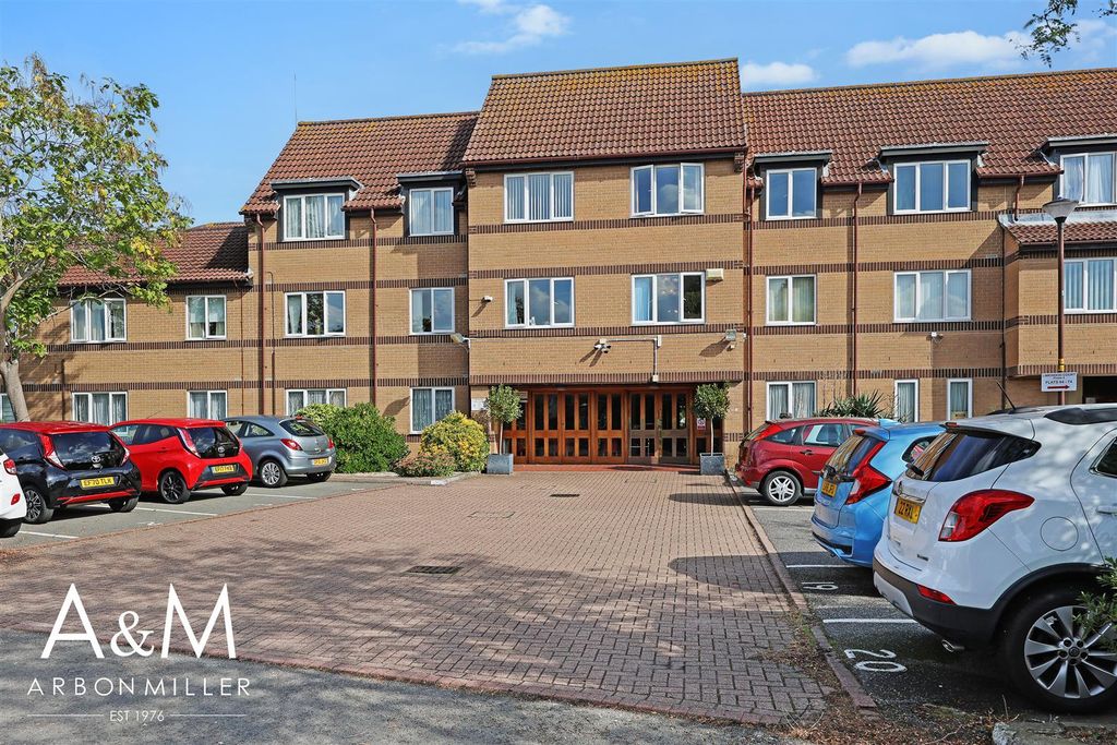 Property photo 1 of 12 4D4A0594.Jpg