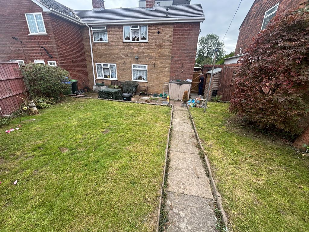 Property photo 3 of 12