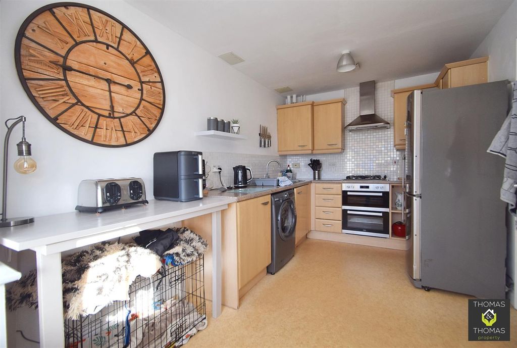 Property photo 3 of 17 Dsc_0113 (1).Jpg