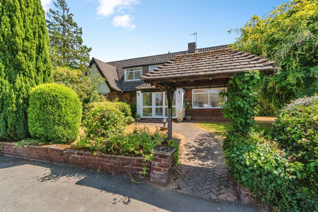 Property photo 1 of 17