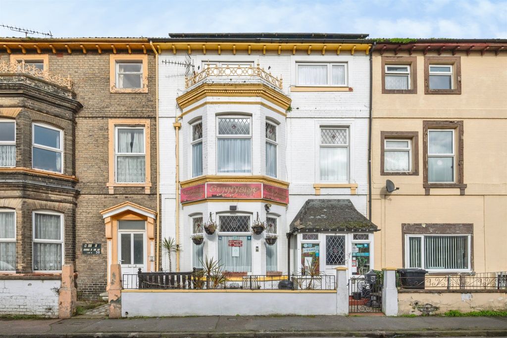 Property photo 1 of 24