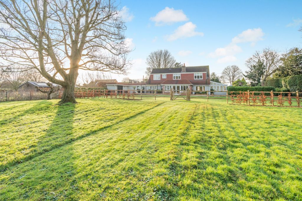 Property photo 2 of 19 Spyholm