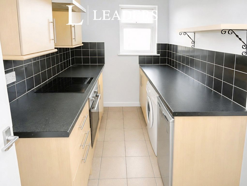 Property photo 3 of 10 Pbox-Img.Png