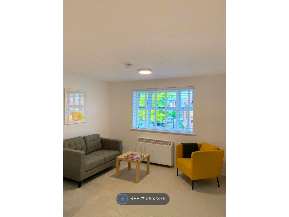 Property photo 1 of 25 Lounge View