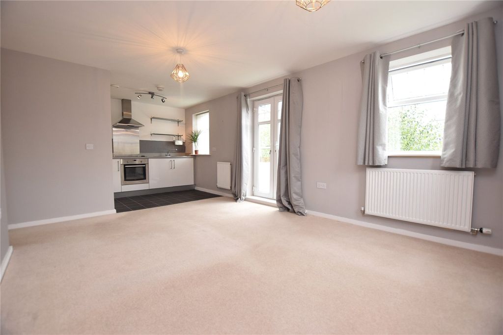 Property photo 2 of 9 Picture No. 05
