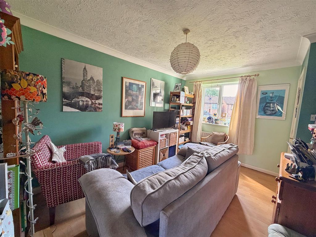 Property photo 3 of 15