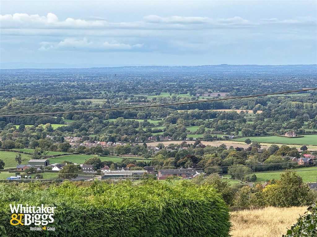 Property photo 2 of 39 20250929_120322026_Ios.Jpg