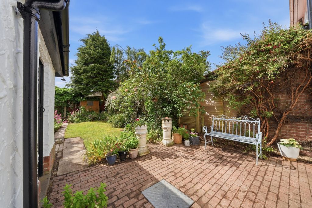 Property photo 1 of 27 Picture No. 25