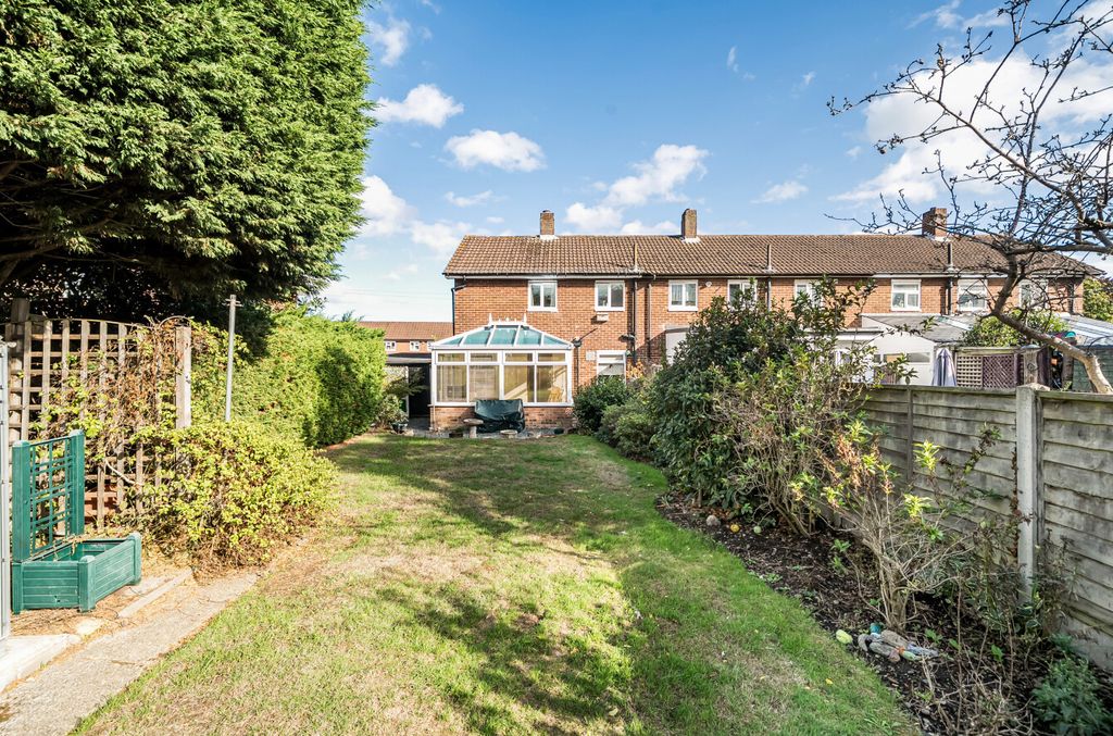 Property photo 2 of 20 1354850-11-68c860...