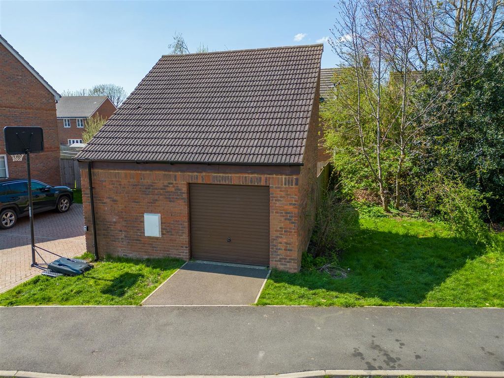 Property photo 1 of 6 Dji_0201-Hdr.Jpg