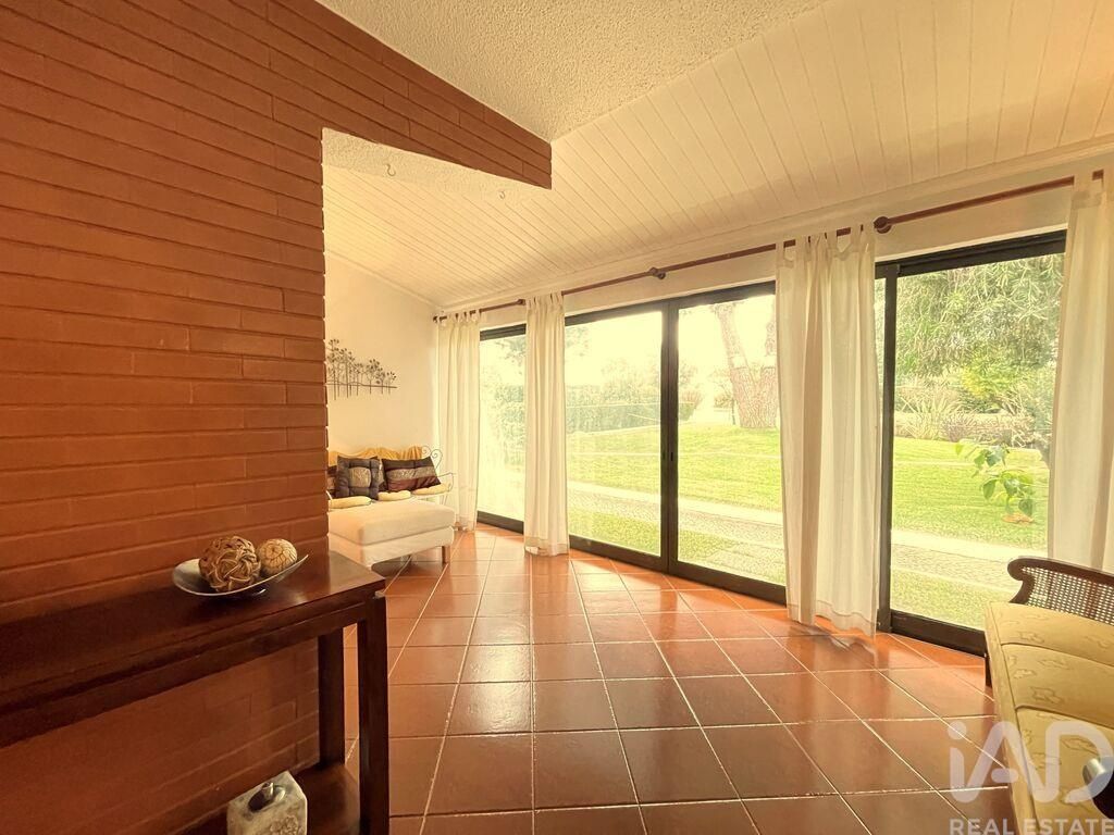 Property photo 2 of 37