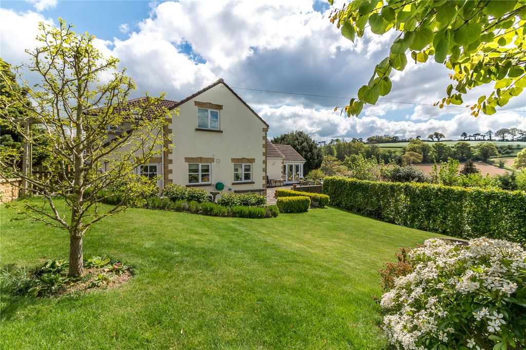 Property photo 1 of 35 Picture No. 38