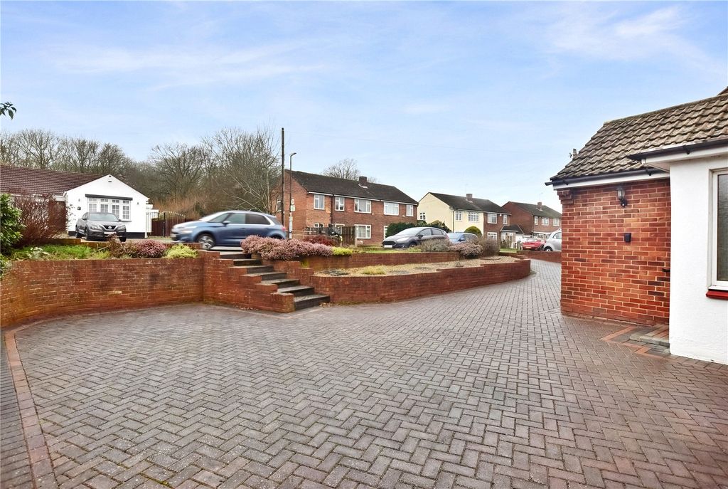 Property photo 2 of 21 Driveway