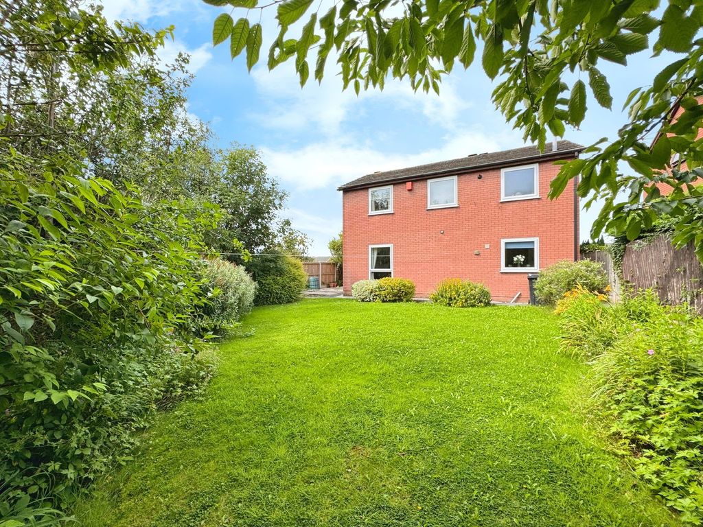 Property photo 2 of 15