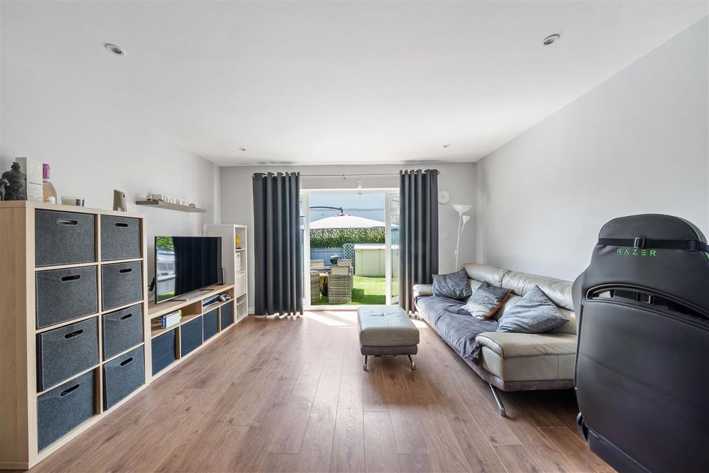 Property photo 3 of 22 Dsc02466.Jpg