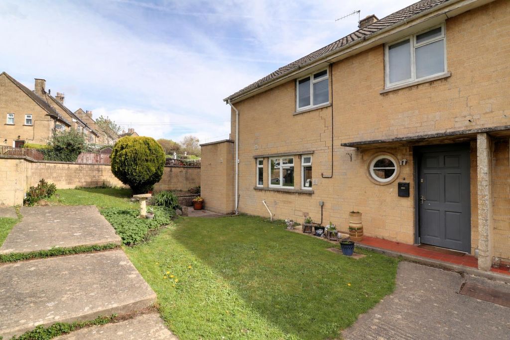 Property photo 1 of 25