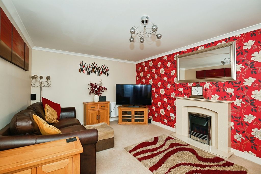 Property photo 3 of 20 Pbox-Img.Jpg