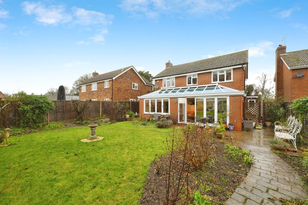 Property photo 3 of 32