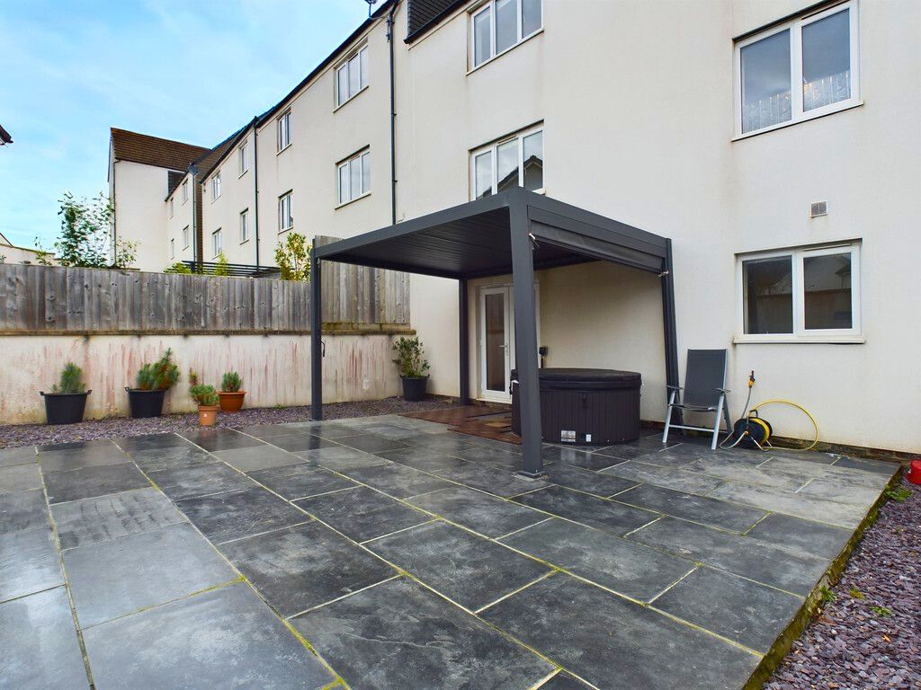 Property photo 2 of 15 Img_8911_22_Large