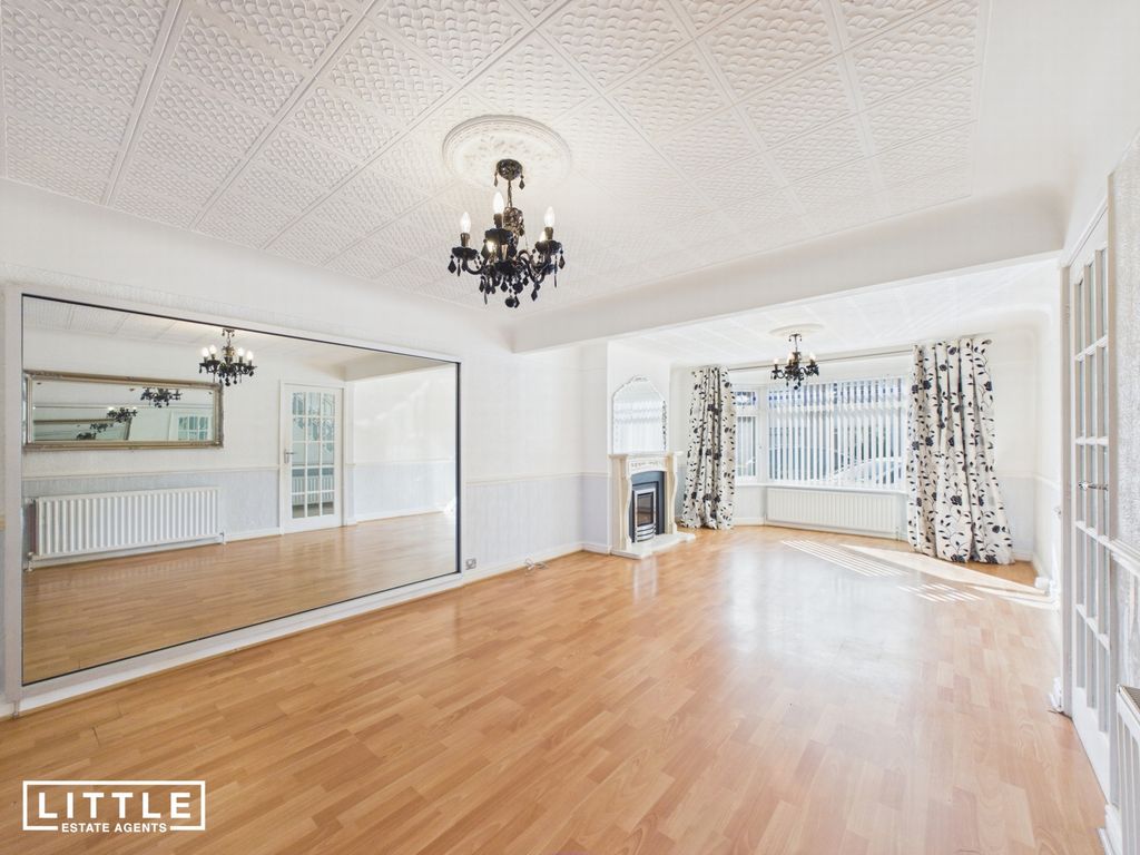 Property photo 3 of 29 Photo 18