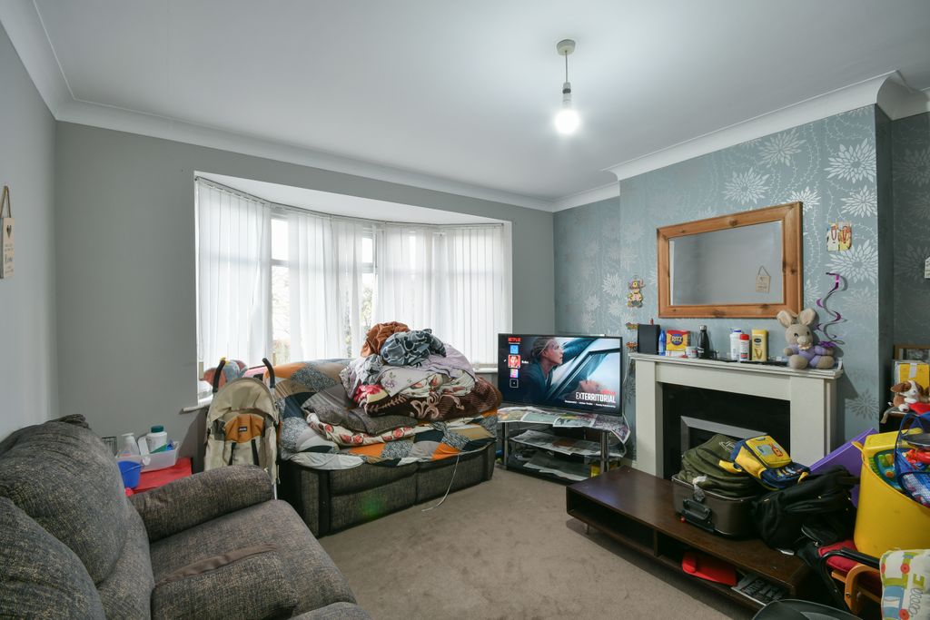 Property photo 2 of 13