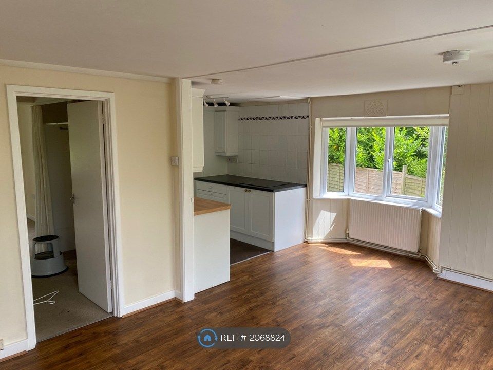 Property photo 3 of 4