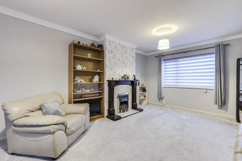 Property photo 3 of 19 Picture No. 05