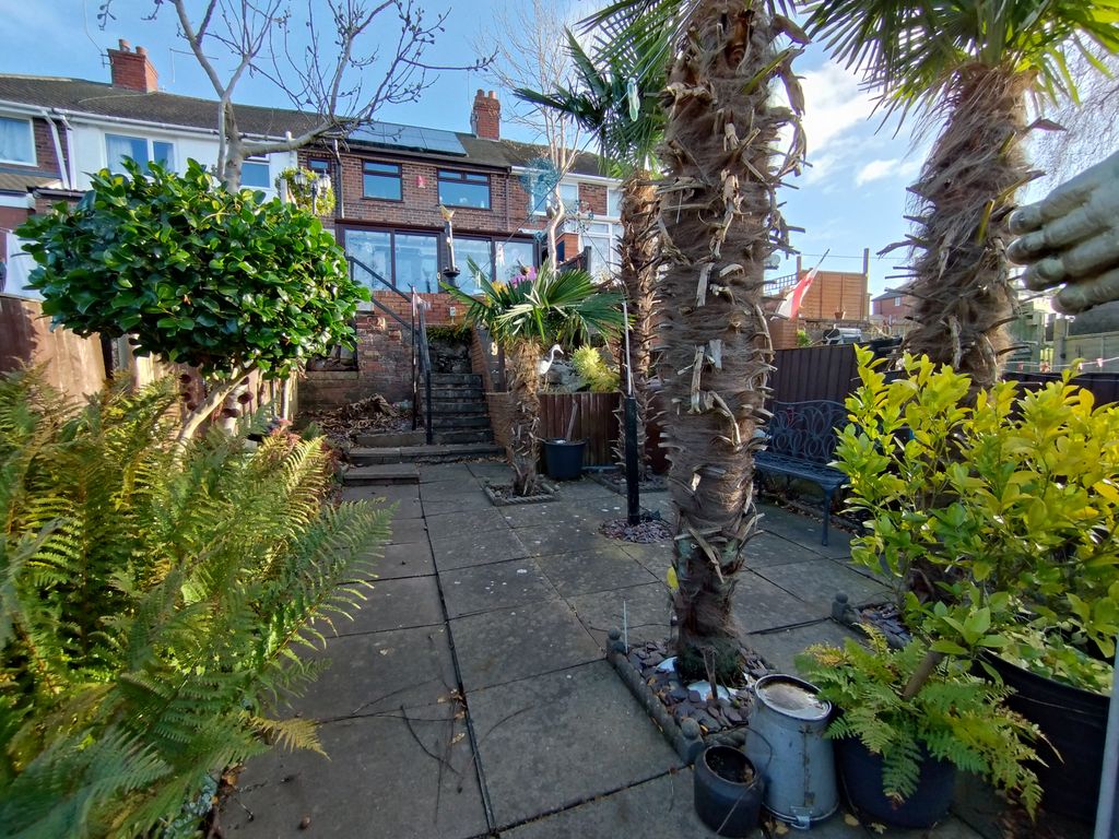 Property photo 3 of 24