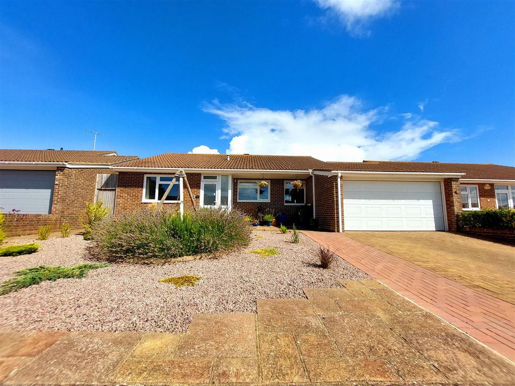 Property photo 1 of 16 Front