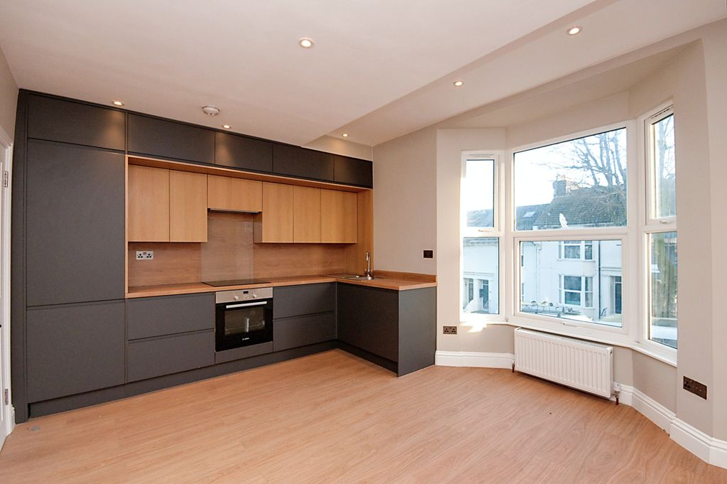 Property photo 1 of 15 Photography