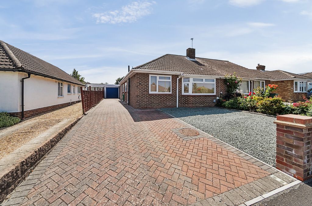 Property photo 1 of 14 1339665-9-689B430...