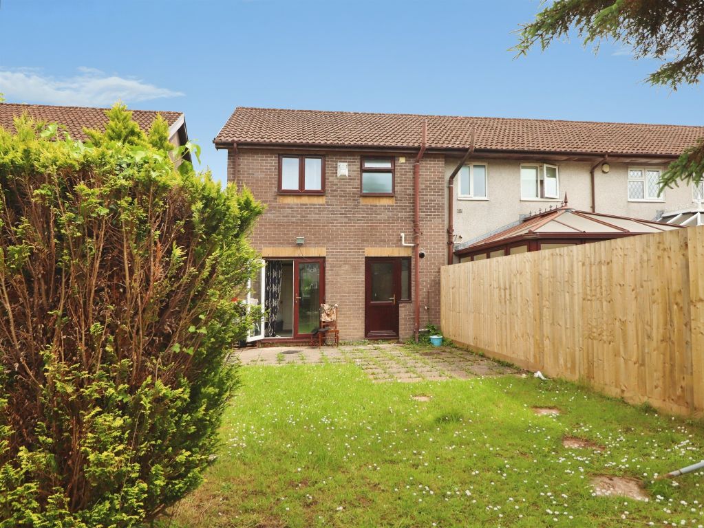 Property photo 2 of 12