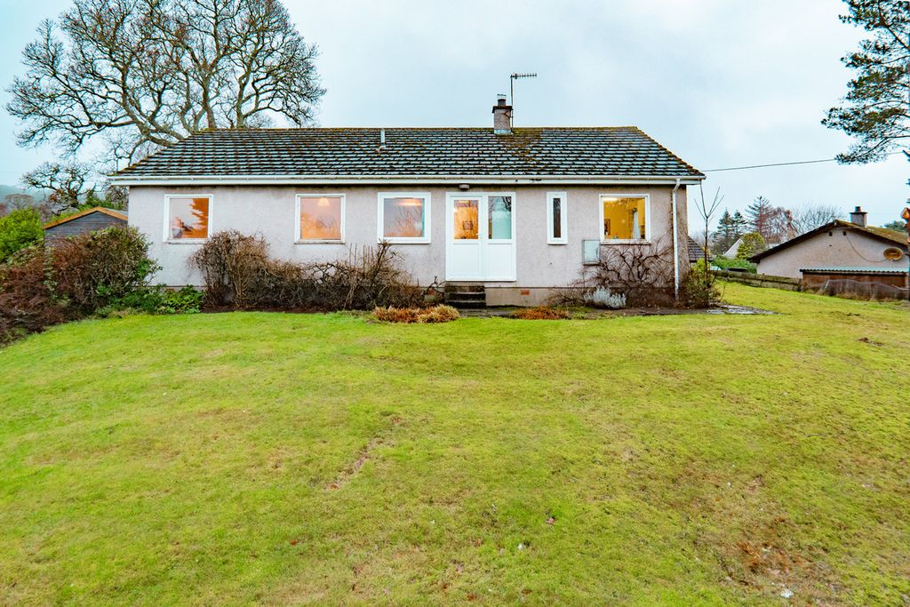 Property photo 1 of 29