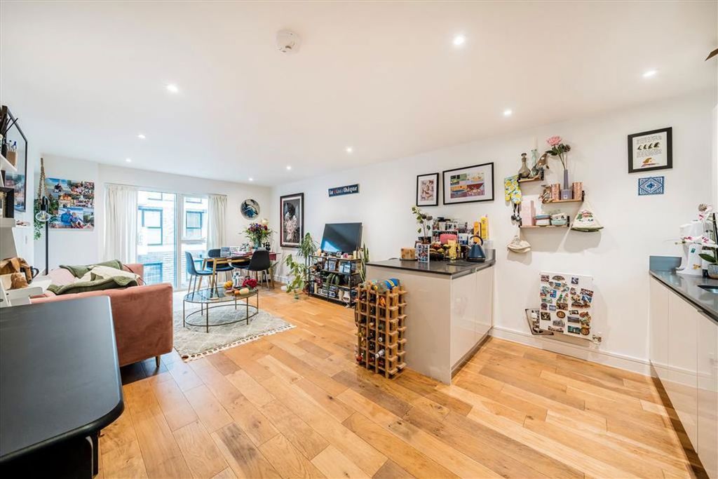 Property photo 3 of 8